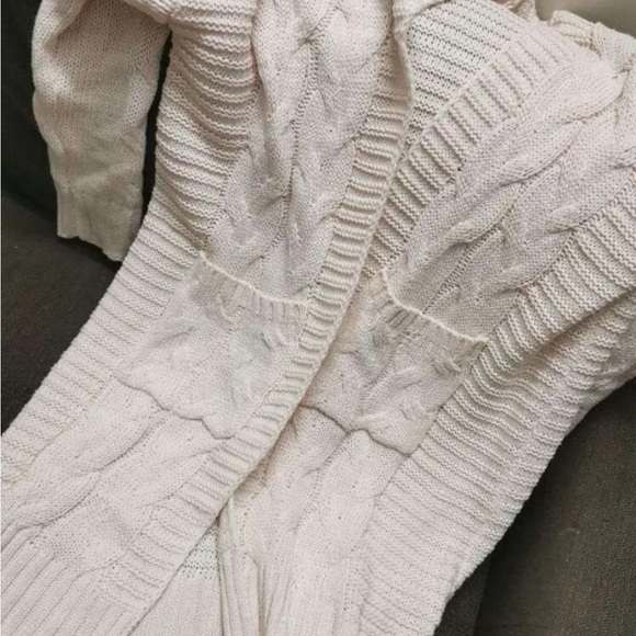 Cream Cable Knit Front Pocket Long Cardigan - Picture 10 of 12